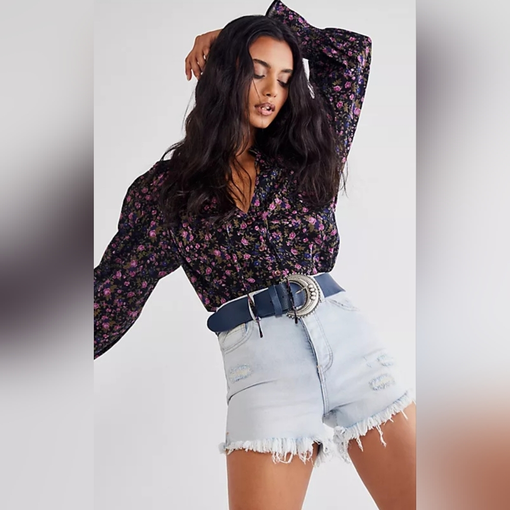 Free People Floral Meant To Be Blouse In Black Combo Size S Boho Chic Classic - Picture 1 of 16